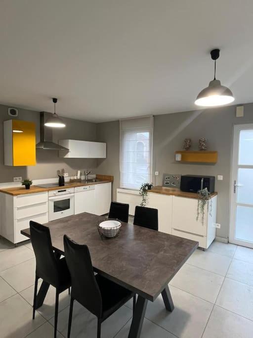La Maison Du Bonheur 70 M² 圣阿芒·莱斯奥 外观 照片
